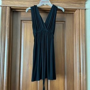 Black V neck. Tie dress. Soprano brand. Size small